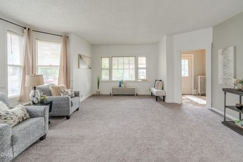 2100 E Rosser Ave, Bismarck, ND, 58501-4908 | Card Image
