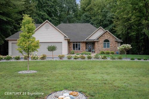2262 N Rolling Ridge Drive, Larkin Charter Township, MI, 48642 | Card Image