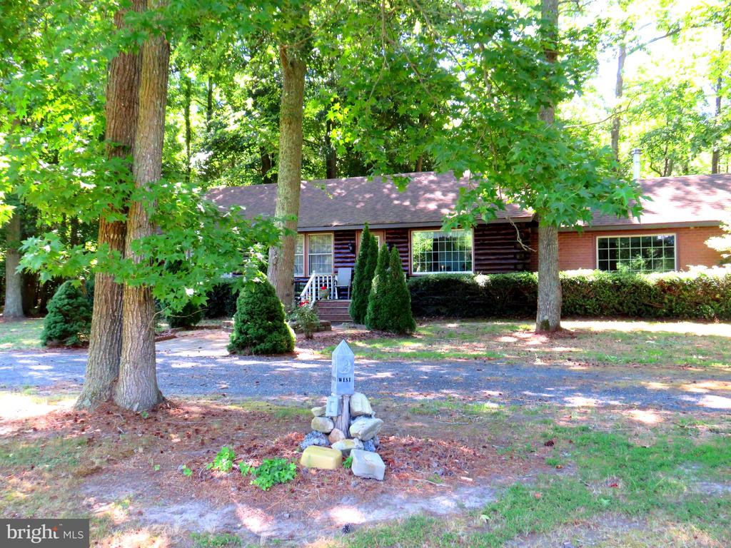 Crisfield Hwy, Crisfield, MD 21817