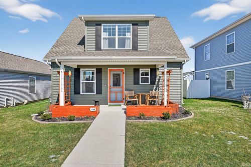 1544 E Edgar Ave, Mishawaka, IN, 46545-7076 | Card Image