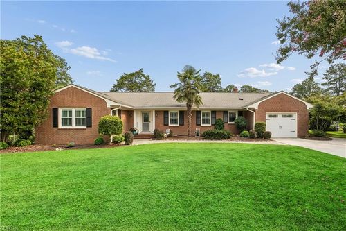 103 Beale Ave, Smithfield, VA, 23430-1403 | Card Image