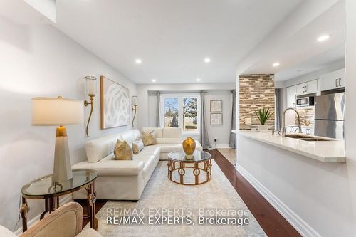 79-1484 Torrington Dr, Mississauga, ON, L5V1Y2 | Card Image