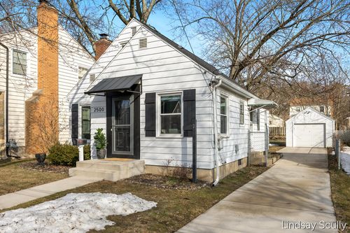 2500 Raymond Ave Se, Grand Rapids, MI, 49507-3926 | Card Image