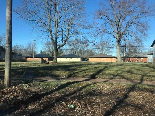 1810 W 9th St, Marion, IN, 46953-1365 | Card Image