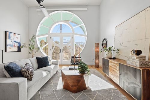 apt-c-206 E Live Oak St, Austin, TX, 78704-4399 | Card Image