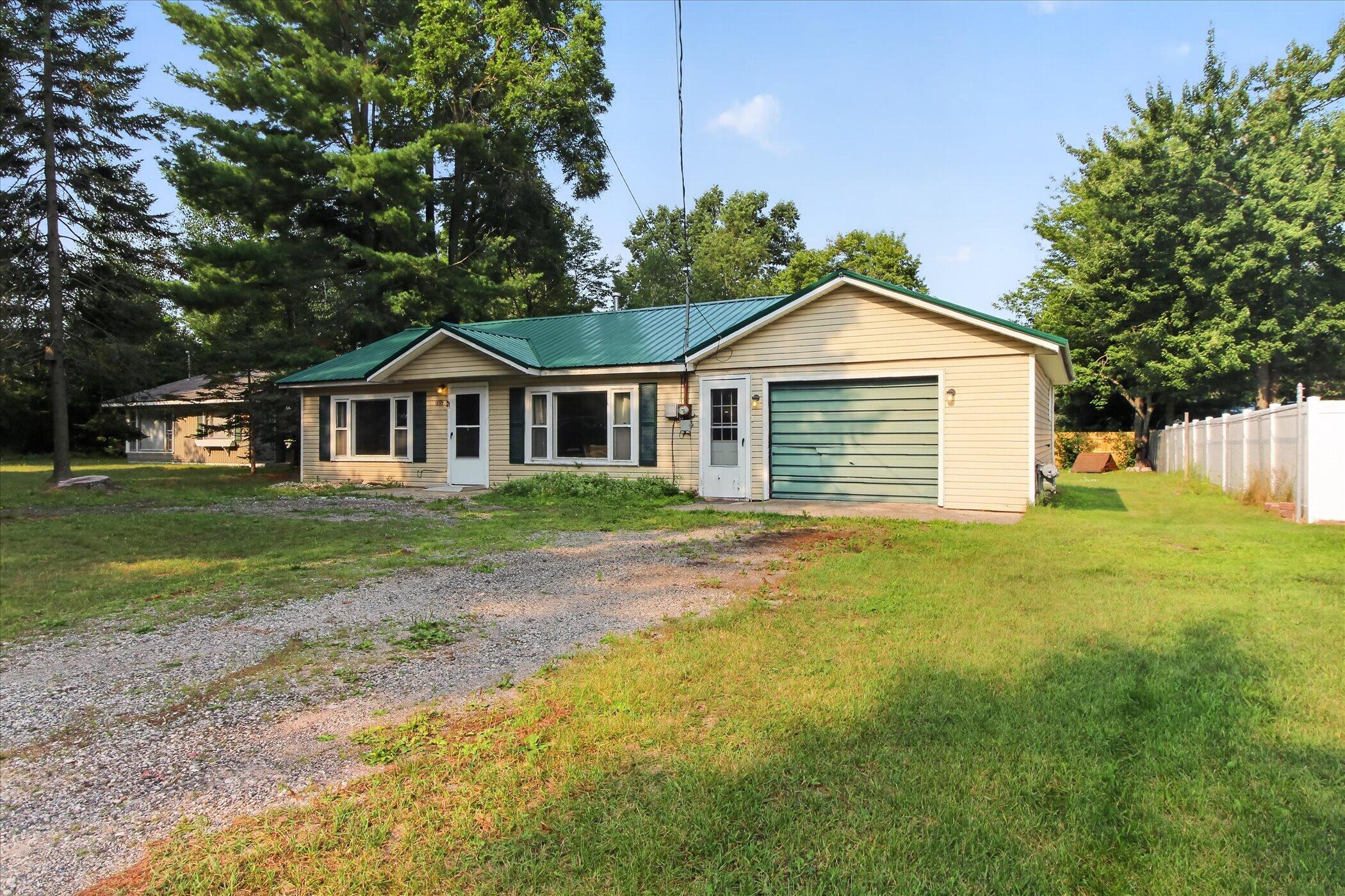 Residential in St. Helen 4
