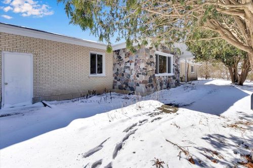 18817 W Union Rd, Union, IL, 60180-9700 | Card Image