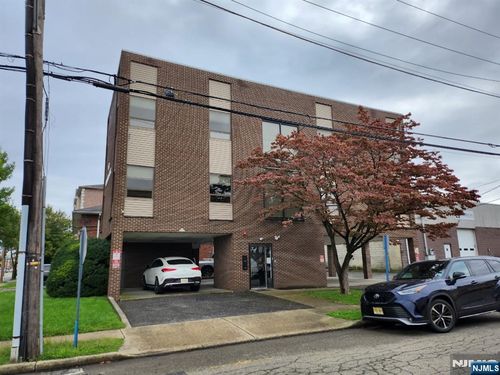 117 Central Ave, Hackensack, NJ, 07601-4267 | Card Image