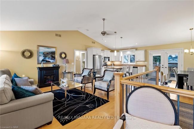8 Woodbine Ave, House other with 3 bedrooms, 2 bathrooms and 2 parking in Saint Catharines ON | Image 4
