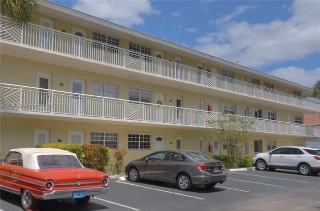 APT-260 - 1951 Ne 39 Th St, Condo with 1 bedrooms, 2 bathrooms and null parking in Lighthouse Point FL | Image 17