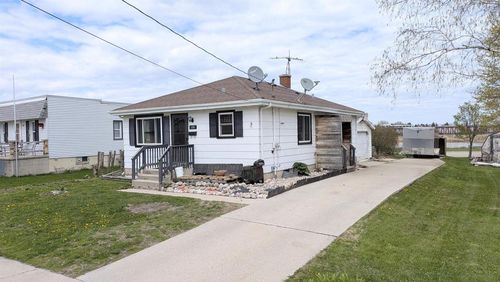 1311 S 31st Street, Manitowoc, WI, 54220 | Card Image
