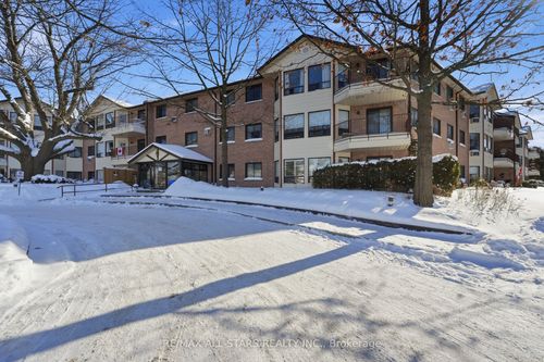 301-111 Grew Blvd, Jacksons Point, ON, L0E1L0 | Card Image