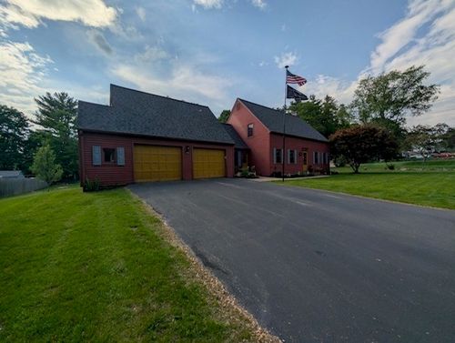 178 Dennison Hill Rd, Southbridge, MA, 01550-3814 | Card Image