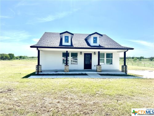 577 County Road 422, Stockdale, TX, 78160 | Card Image