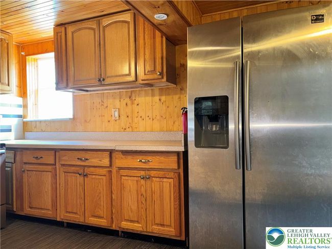 312 W Ridge St, House other with 3 bedrooms, 2 bathrooms and null parking in Lansford PA | Image 15