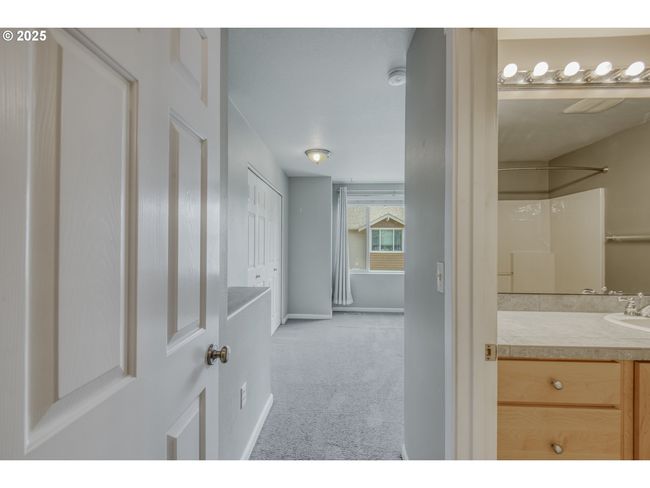UNIT-103 - 8800 Sw 147 Th Ter, Condo with 2 bedrooms, 3 bathrooms and 2 parking in Beaverton OR | Image 11