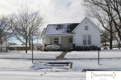 743 G St, Pawnee City, NE, 68420-3666 | Card Image