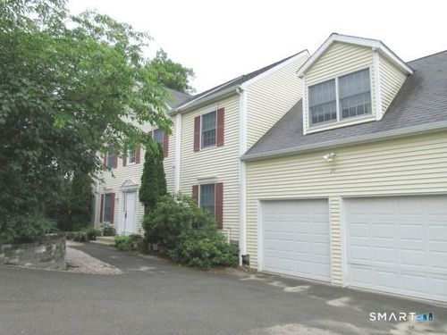 29 Tarrywile Lake Rd, Danbury, CT, 06810-7924 | Card Image