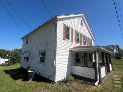 223 22nd St, House other with 4 bedrooms, 2 bathrooms and 6 parking in Derry Twp PA | Image 2