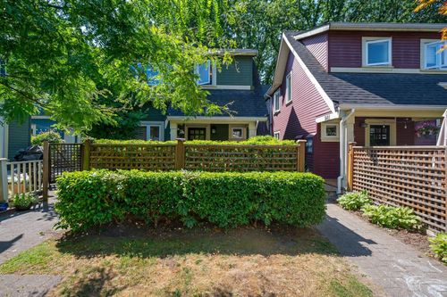 987 E 21st Ave, Vancouver, BC, V5V1S4 | Card Image