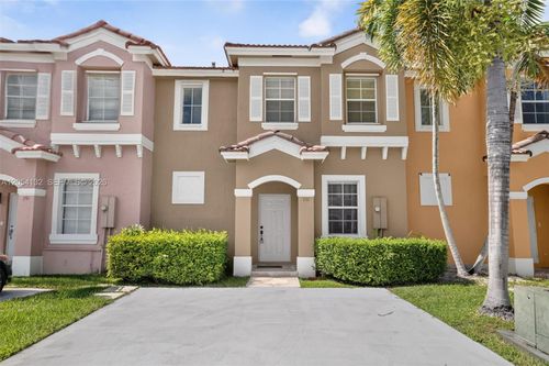 751 Se 2nd St, Homestead, FL, 33030-6362 | Card Image