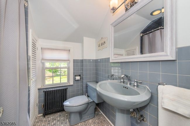 178 Walnut St, House other with 3 bedrooms, 2 bathrooms and null parking in Livingston NJ | Image 32