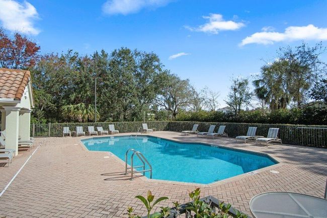 651 Sw Glen Crest Way, Condo with 3 bedrooms, 3 bathrooms and null parking in Stuart FL | Image 57