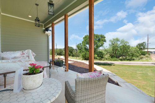 908 Sandy Mountain Dr, Sunrise Beach, TX, 78643-9258 | Card Image