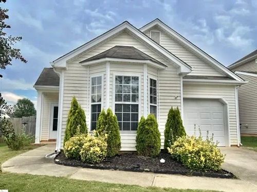 104 Maravista Ave, Greenville, SC, 29617-1252 | Card Image