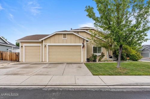 7695 Creek Canyon Dr, Reno, NV, 89506-5768 | Card Image