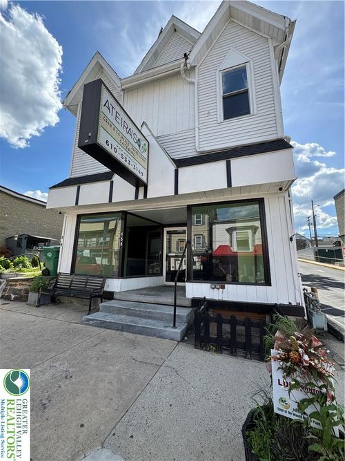 158 S 1st St, Lehighton, PA, 18235-2027 | Card Image