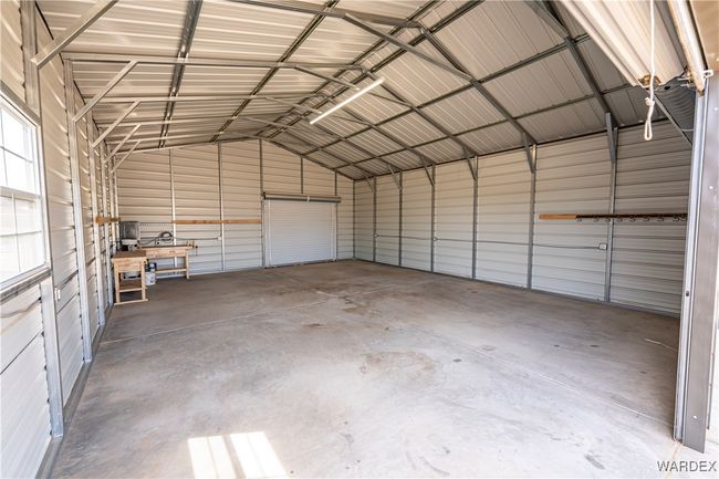 Garage | Image 38