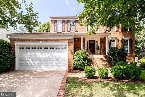 6122 Bayliss Pl, Alexandria, VA, 22310-2227 | Card Image