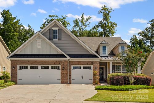 3158 Arches Bluff Cir, Lancaster, SC, 29720-0156 | Card Image