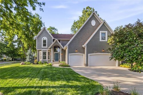 10614 W 128th St, Overland Park, KS, 66213-3445 | Card Image