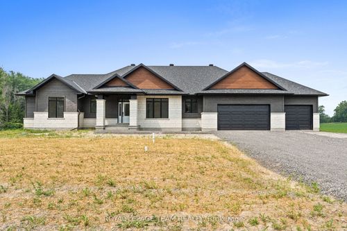 1184 Jamieson Lane, Renfrew, ON, K7V3Z4 | Card Image