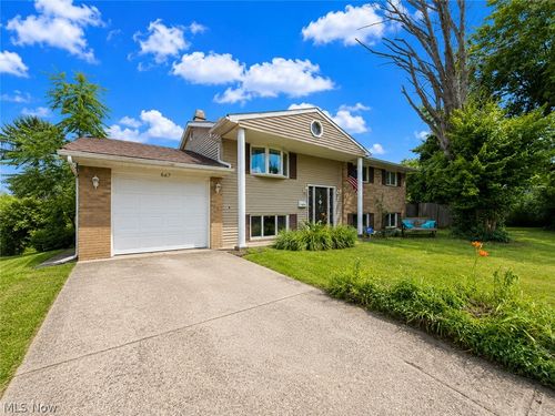 5019 Comstock Dr, Columbus, OH, 43232-4561 | Card Image