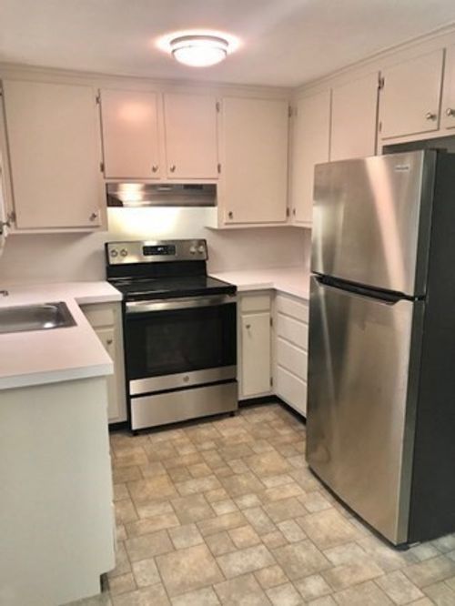 2-393 Main St, Oxford, MA, 01540-1776 | Card Image