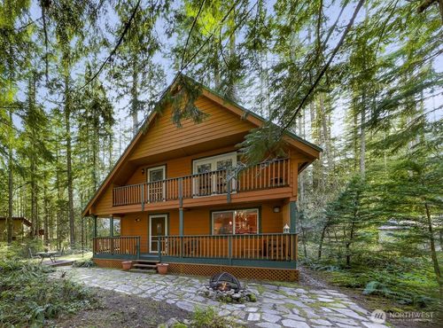 7473 Glacier Springs Dr, Deming, WA, 98244-9572 | Card Image