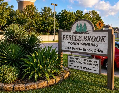 75-3300 Pebblebrook Dr, Seabrook, TX, 77586-6051 | Card Image