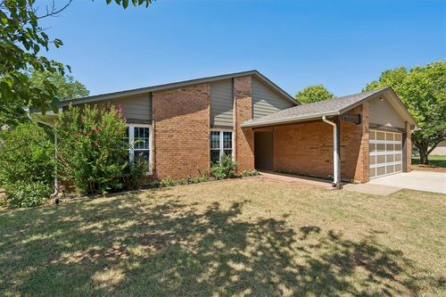 923 Harrison Ave Nw, Piedmont, OK, 73078-9364 | Card Image