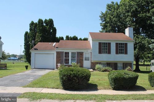 229 Pulte Rd, LANCASTER, PA, 17601-3325 | Card Image
