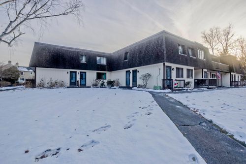 78-78 Landing Cir, Suffield, CT, 06078-1918 | Card Image