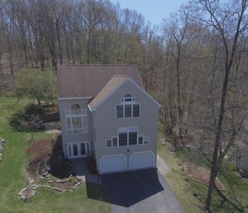 7 Tree Top Way, Methuen, MA, 01844-2100 | Card Image