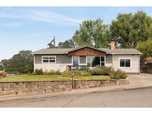1718 Nevada St, The Dalles, OR, 97058-3331 | Card Image