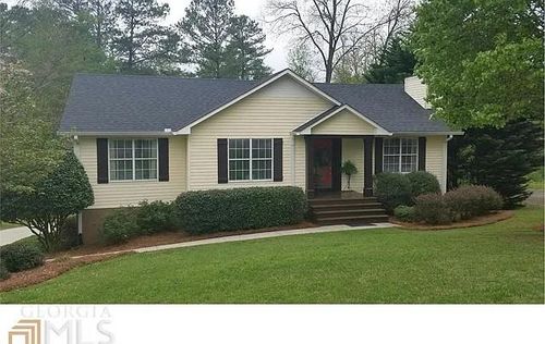 23 Rainwood Cir Se, Silver Creek, GA, 30173-2678 | Card Image