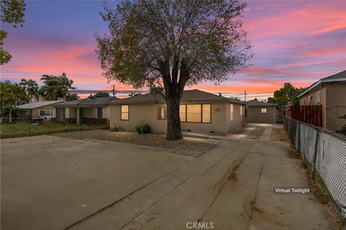 2824 N Waterman Ave, San Bernardino, CA, 92404-3955 | Card Image