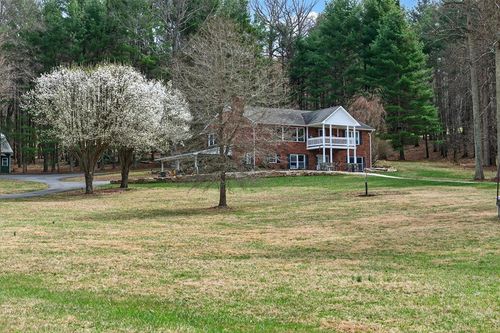 1955 Joy Ranch Rd, Woodlawn, VA, 24381-1417 | Card Image