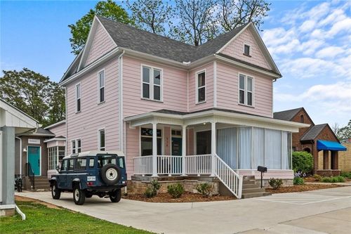 528 N College Ave, Fayetteville, AR, 72701-3401 | Card Image