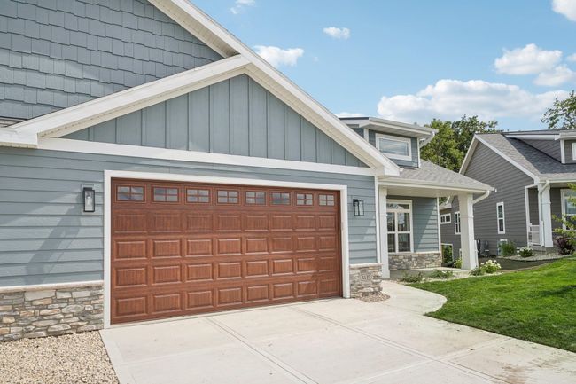 6479 Ridge View Way, Condo with 2 bedrooms, 2 bathrooms and null parking in Deforest WI | Image 5